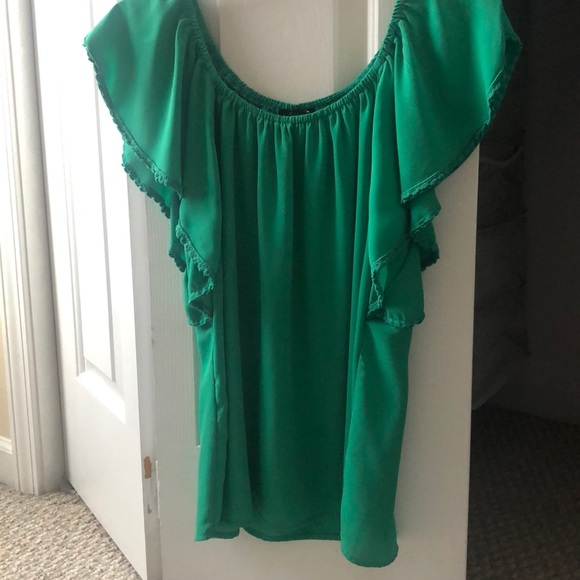 Flowy green top - Picture 1 of 1